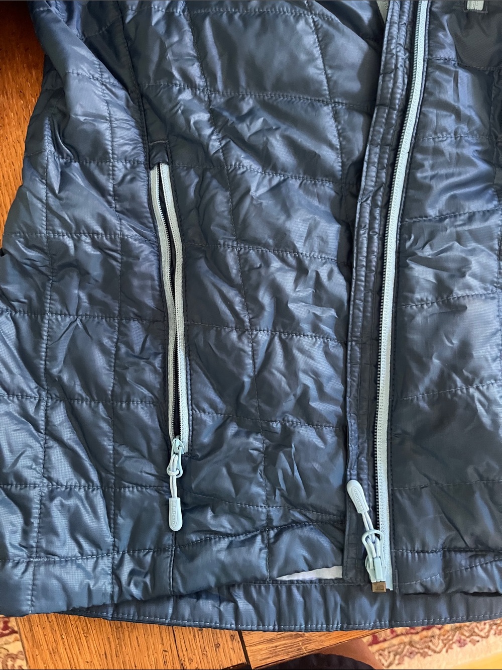 L.L. Bean Women’s Quilted Puffer Jacket - Dark Blue with Light Blue Trim - Picture 5 of 7